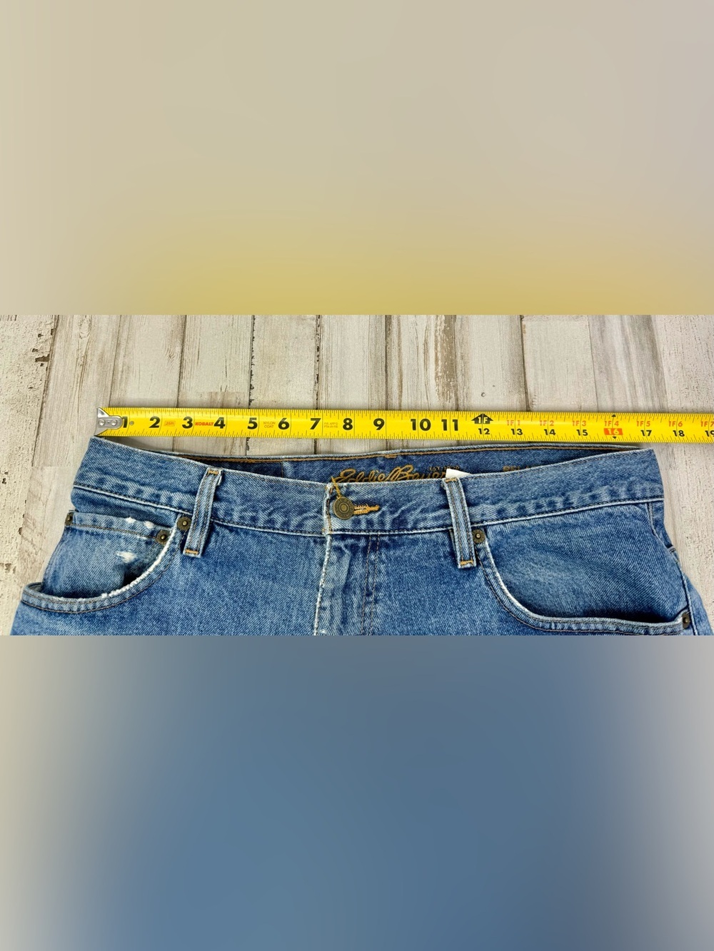 Vintage Eddie Bauer Jeans Mens 34x32 Straight Fit Y2K Medium Wash Blue Denim - Picture 5 of 10
